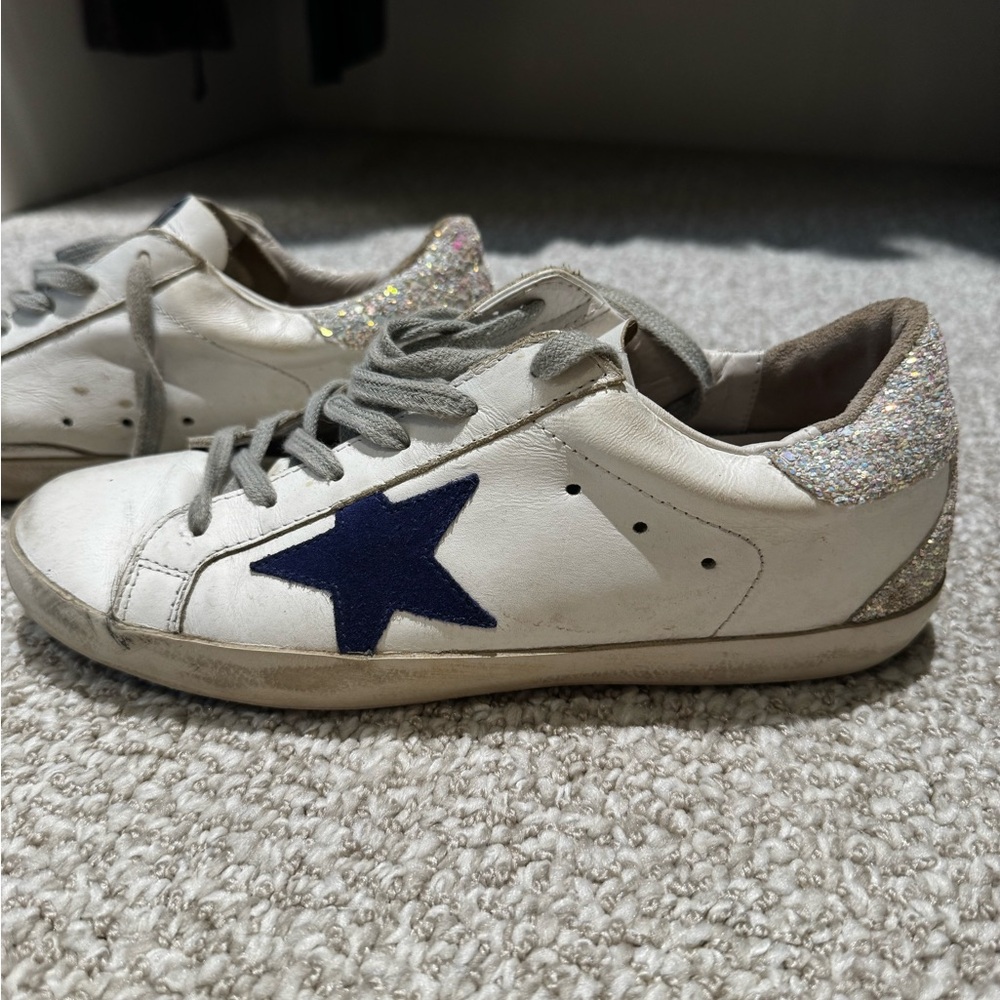 Golden goose sneaker, great condition